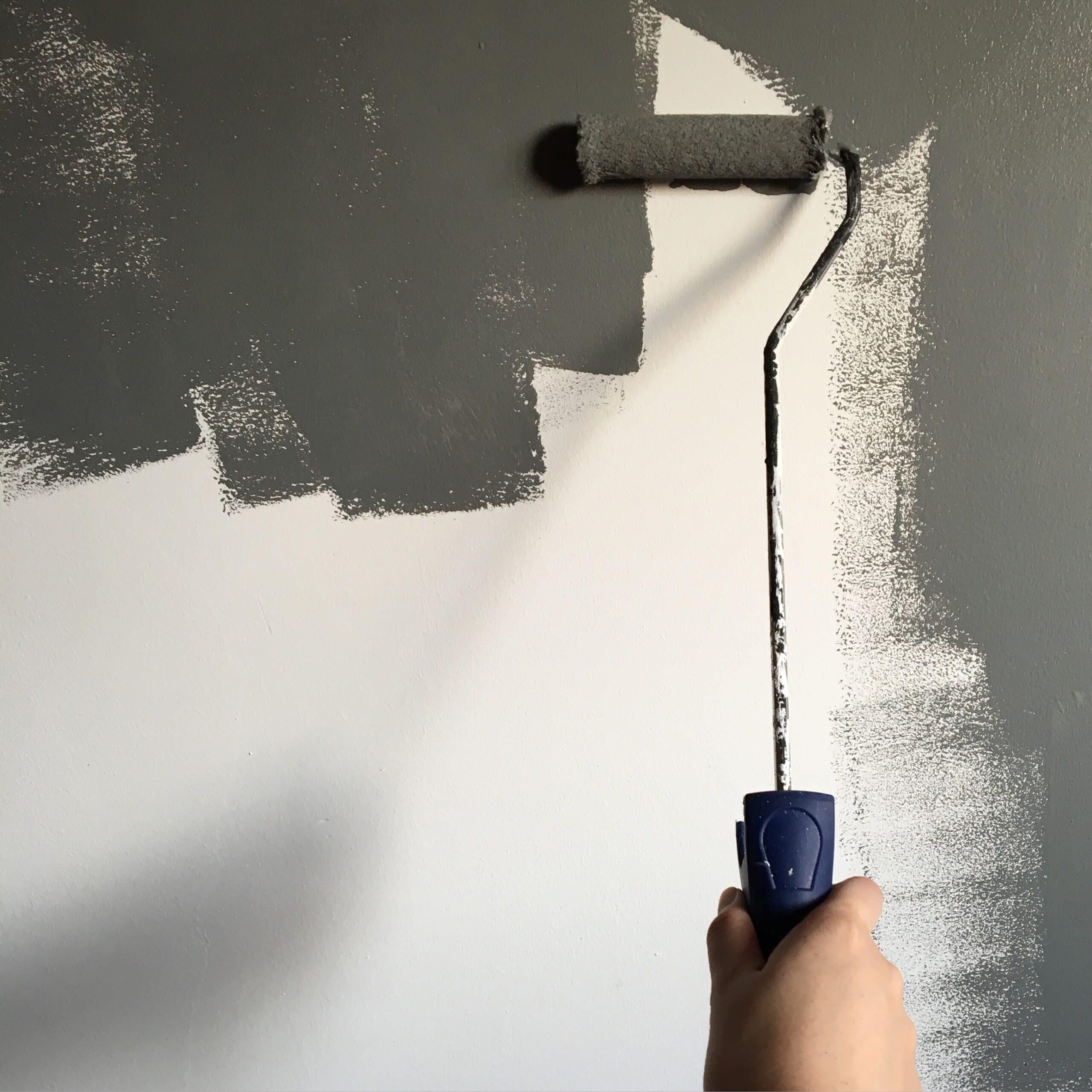 A Guide on Painting Walls in Rainy Weather