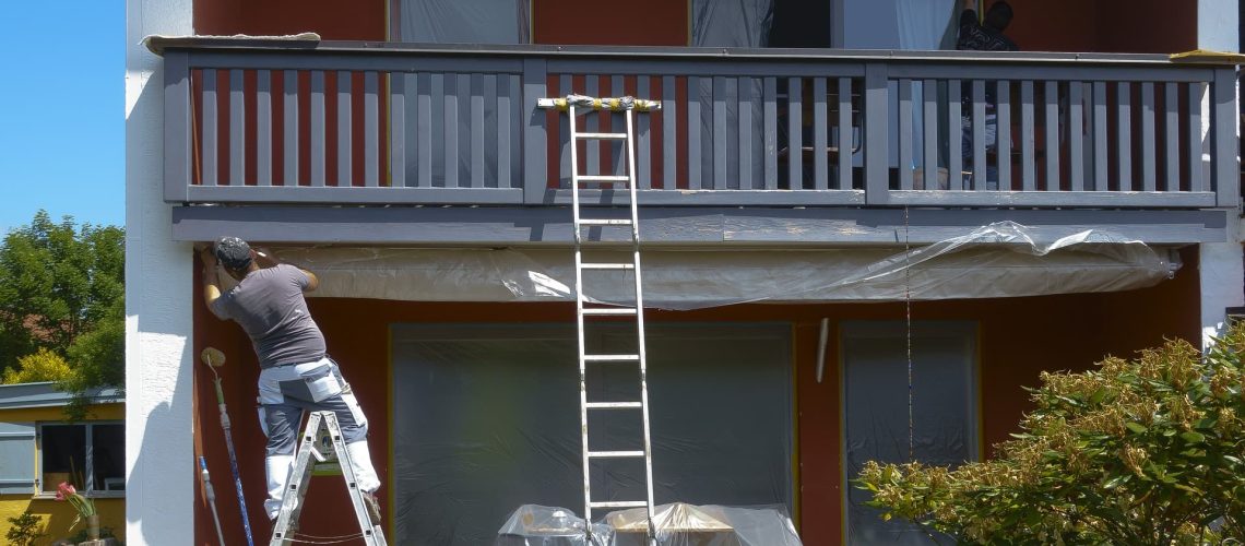 Should You Paint Your House in the Summer